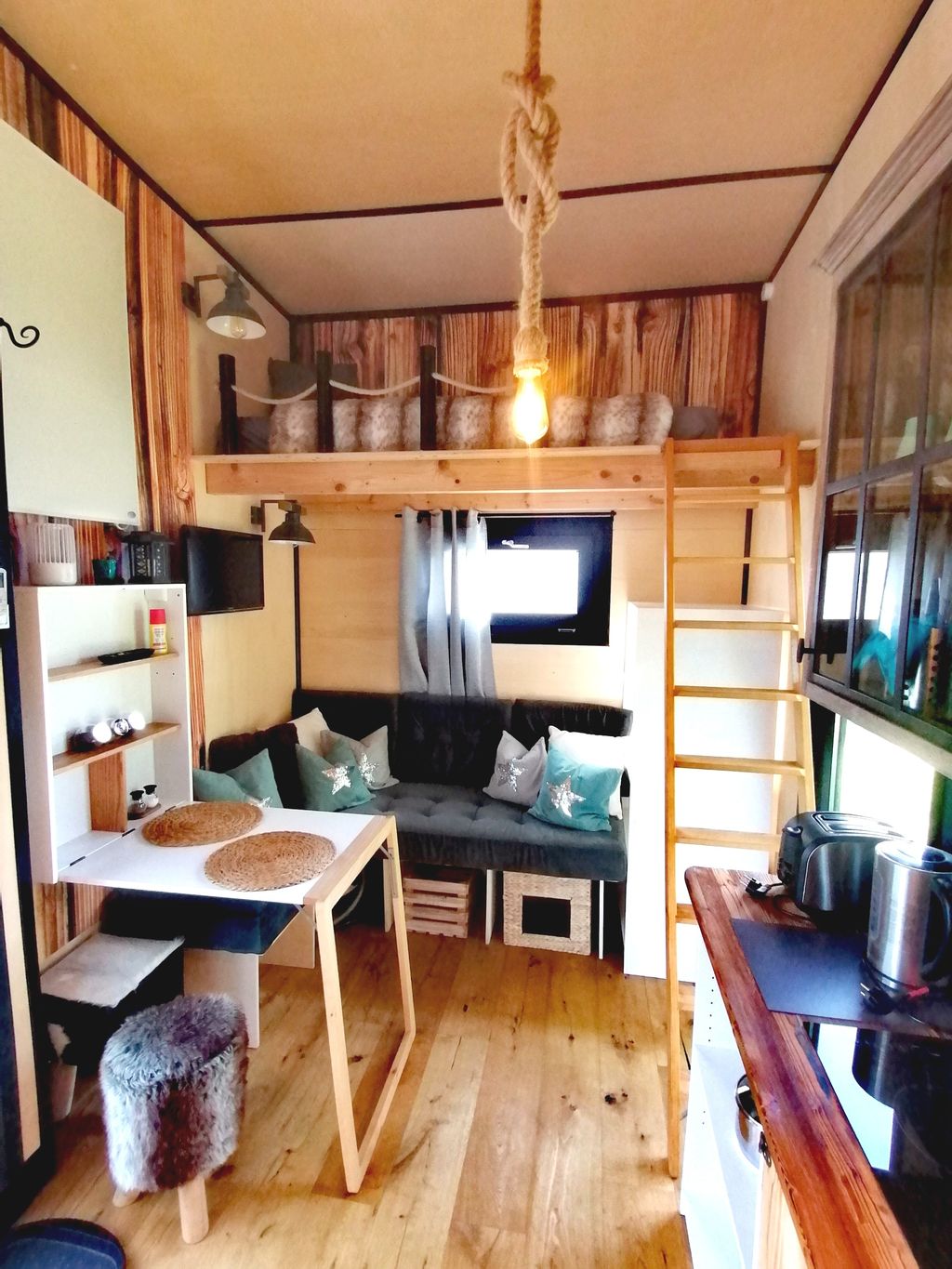 Vacaciones en el campo en una casita en la región de los lagos