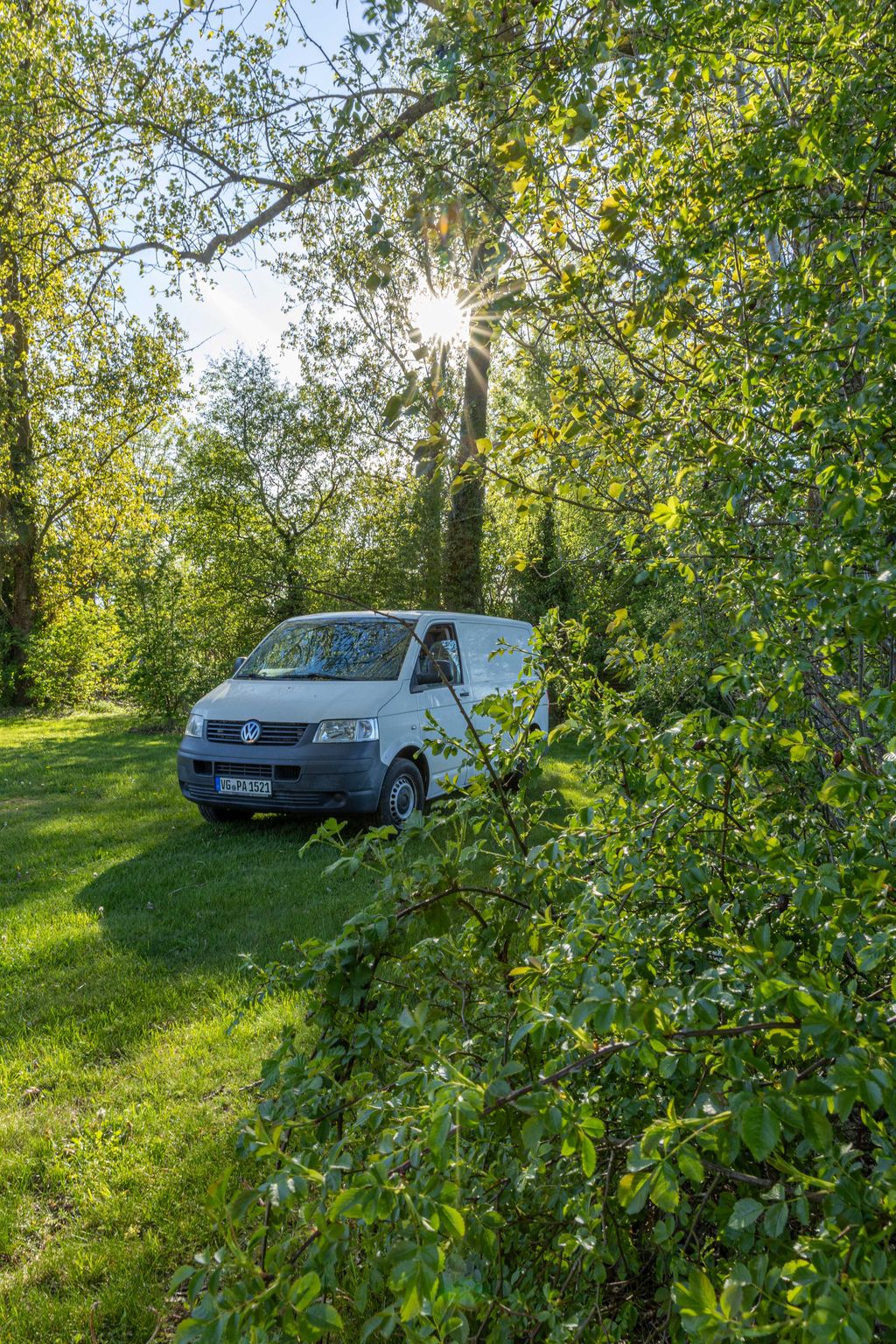 Dorf-Idylle bei Greifswald: Camping in der Weite
