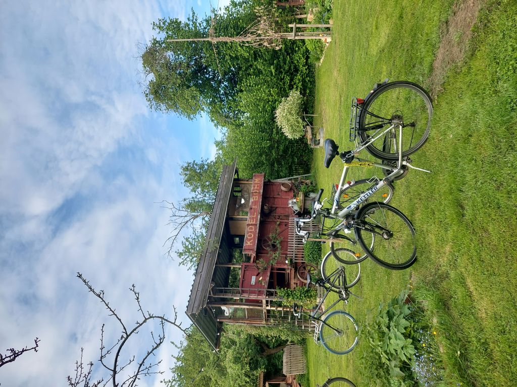 Villa Wölkchen -Zelten auf der Streuobstwiese