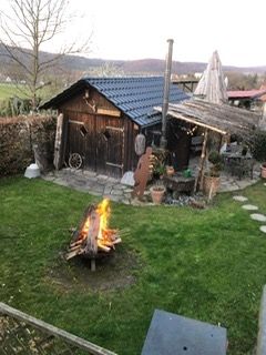 Déconnecter dans la cabane de chantier - rêver dans la nature