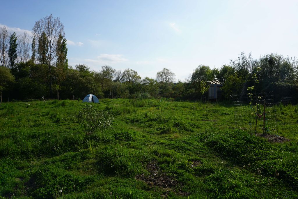 Campen in der Natur - Garten, Strand & Surfen