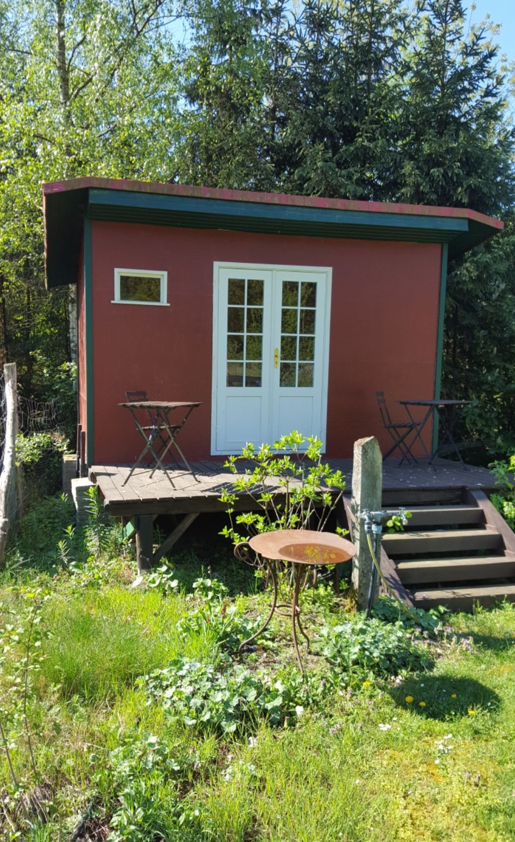 Retreat in a trailer for travelers passing through