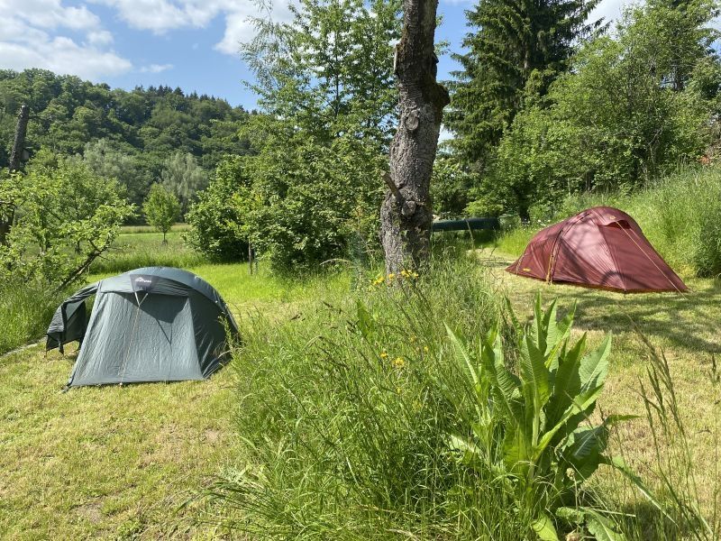 Campeggio privato vicino a Weilburg direttamente sulla pista ciclabile del Lahn