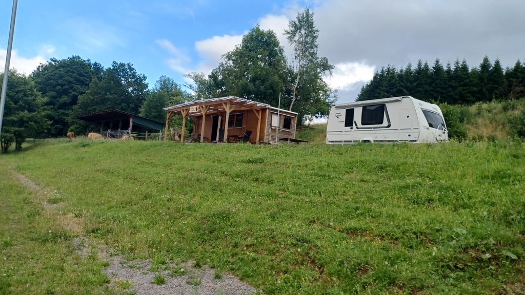 Campen in idyllischer Natur am Reiterhof 