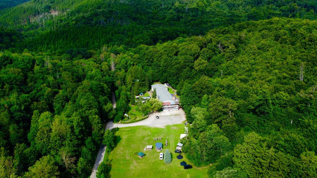 Avventura in tepee nel Sud dell'Harz: natura selvaggia e falò