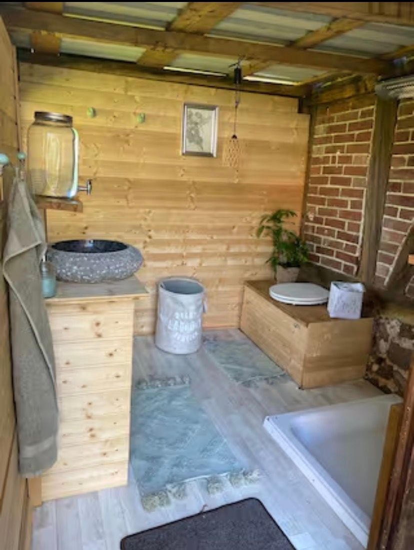 Yurta mongola in giardino 