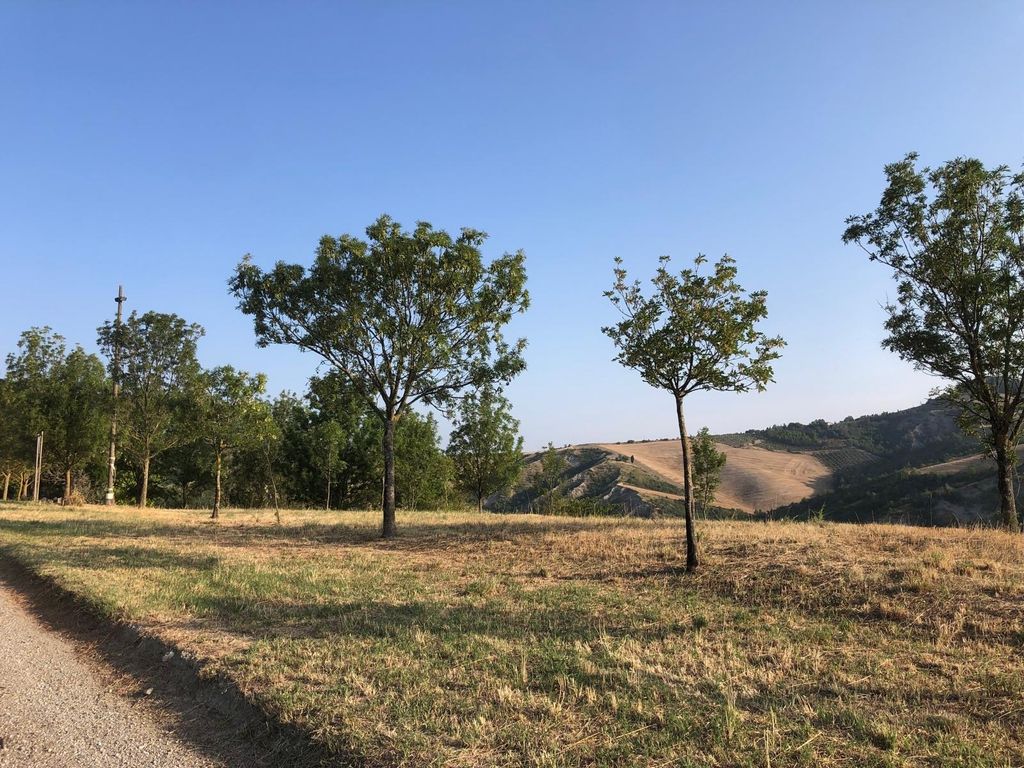 Arrêt dans les collines près de Castel S. Pietro