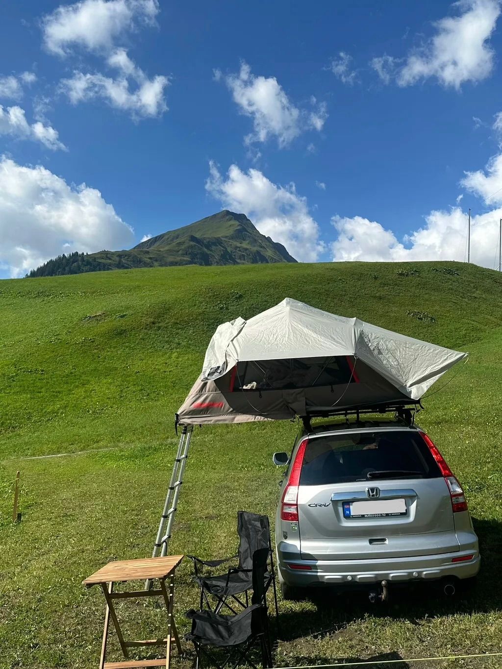 Panorama-Camp nahe der Greinaebene