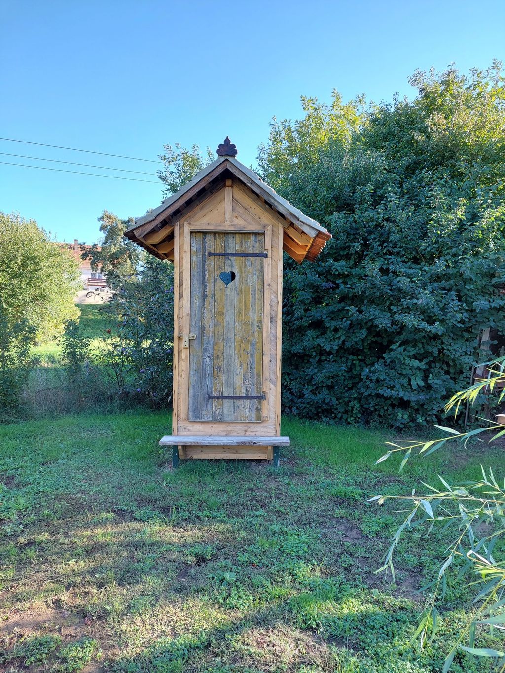 Unwind in the orchard meadow