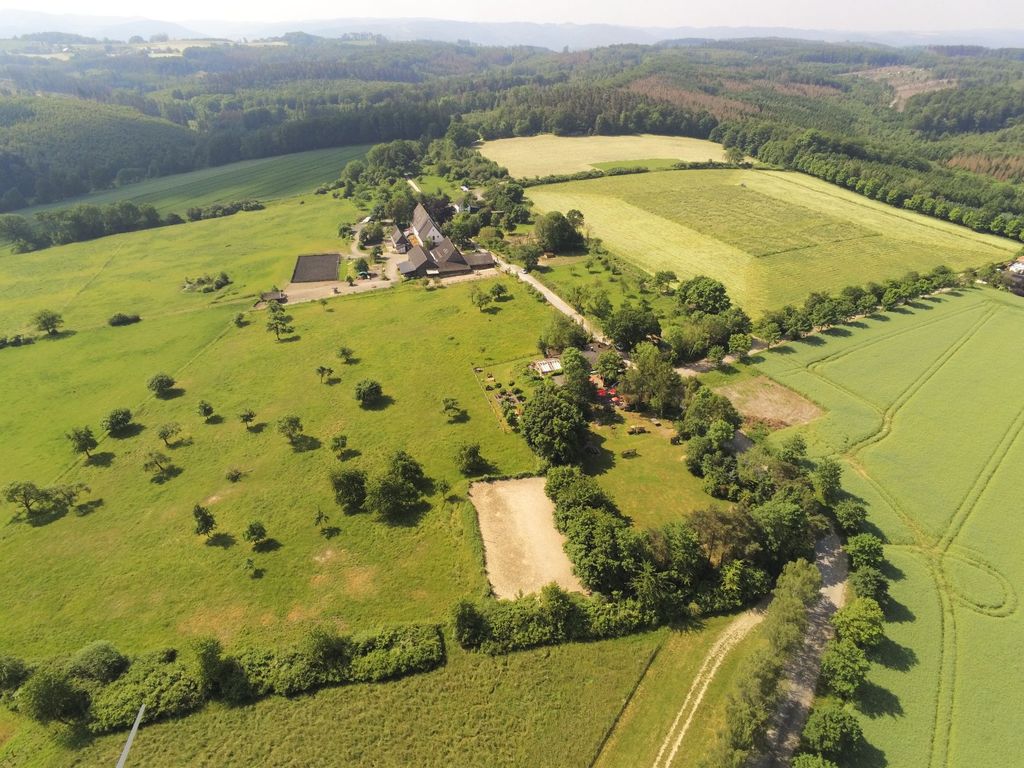 Tenuta con caffetteria tra le regioni della Ruhr e del Sauerland