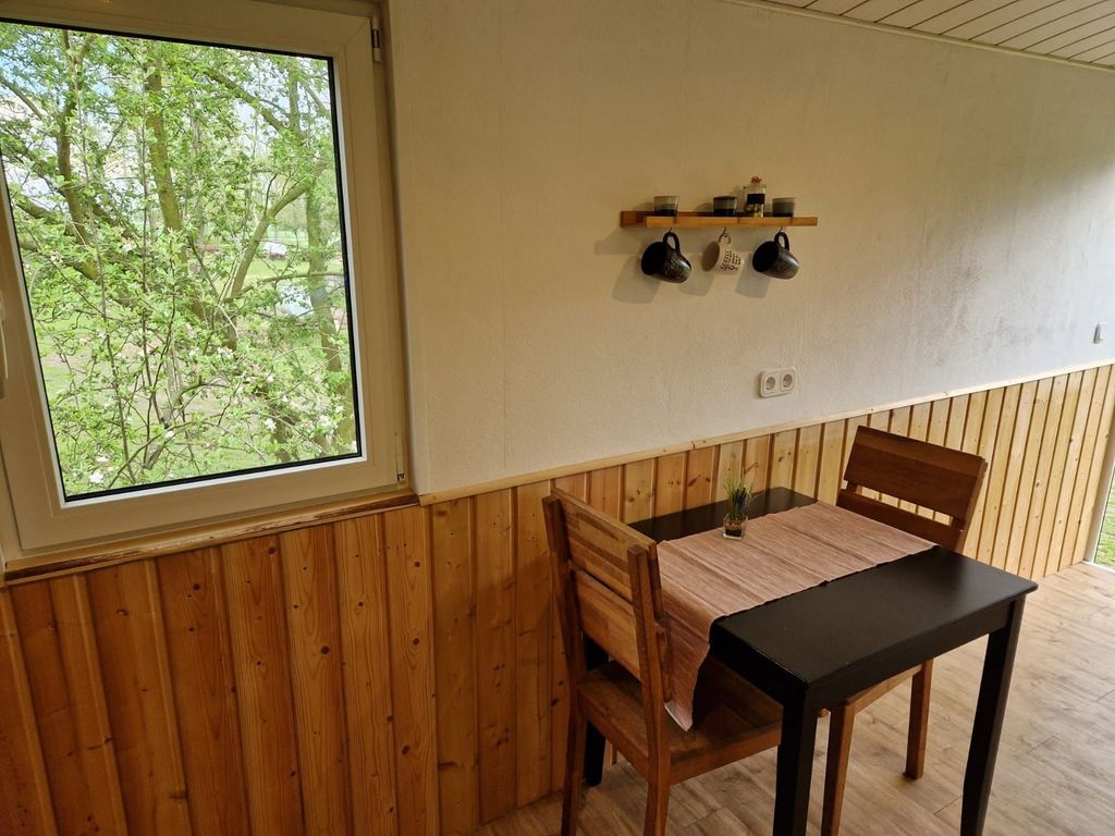 Übernachten im alten Schaustellerwagen 