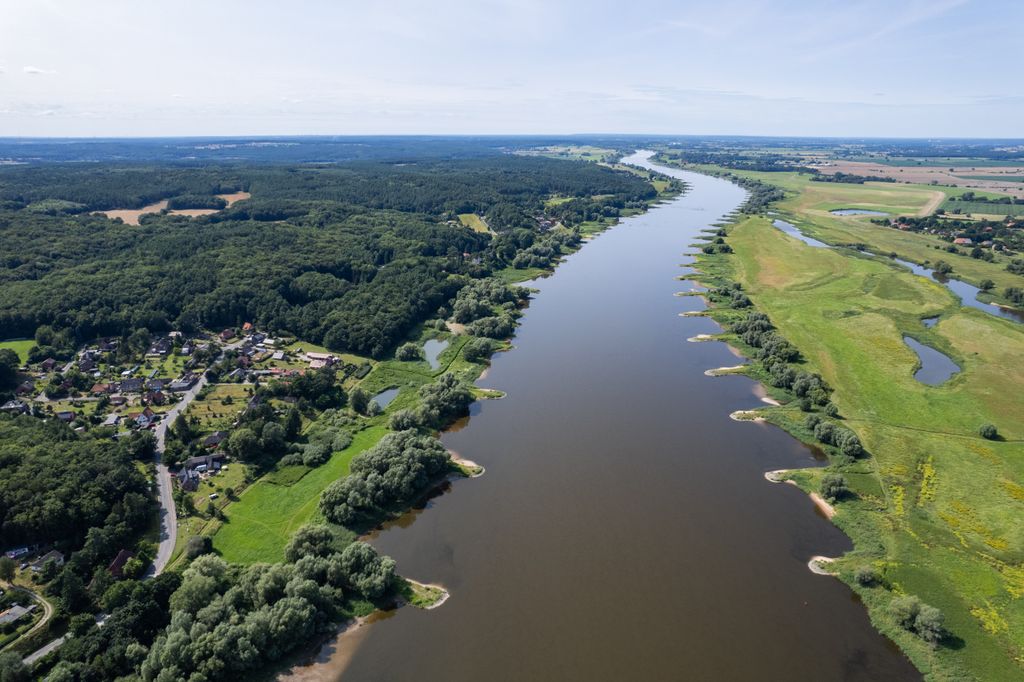Camping on the Elbe with access to the Elbe beach