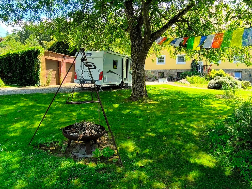 Piazzola con vista lontana su Cerchov (Repubblica Ceca)