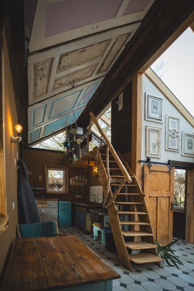 Nachhaltiges Gewächshaus mit Sauna und Hottub