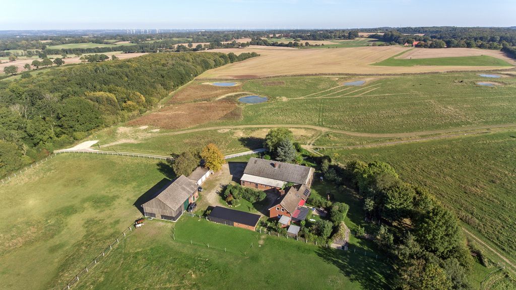 Rest farm in single location only 8 km to the Baltic Sea