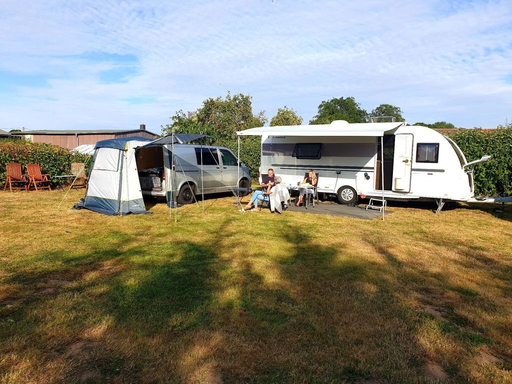 Camping an der Ostsee nur 5km bis zum Meer
