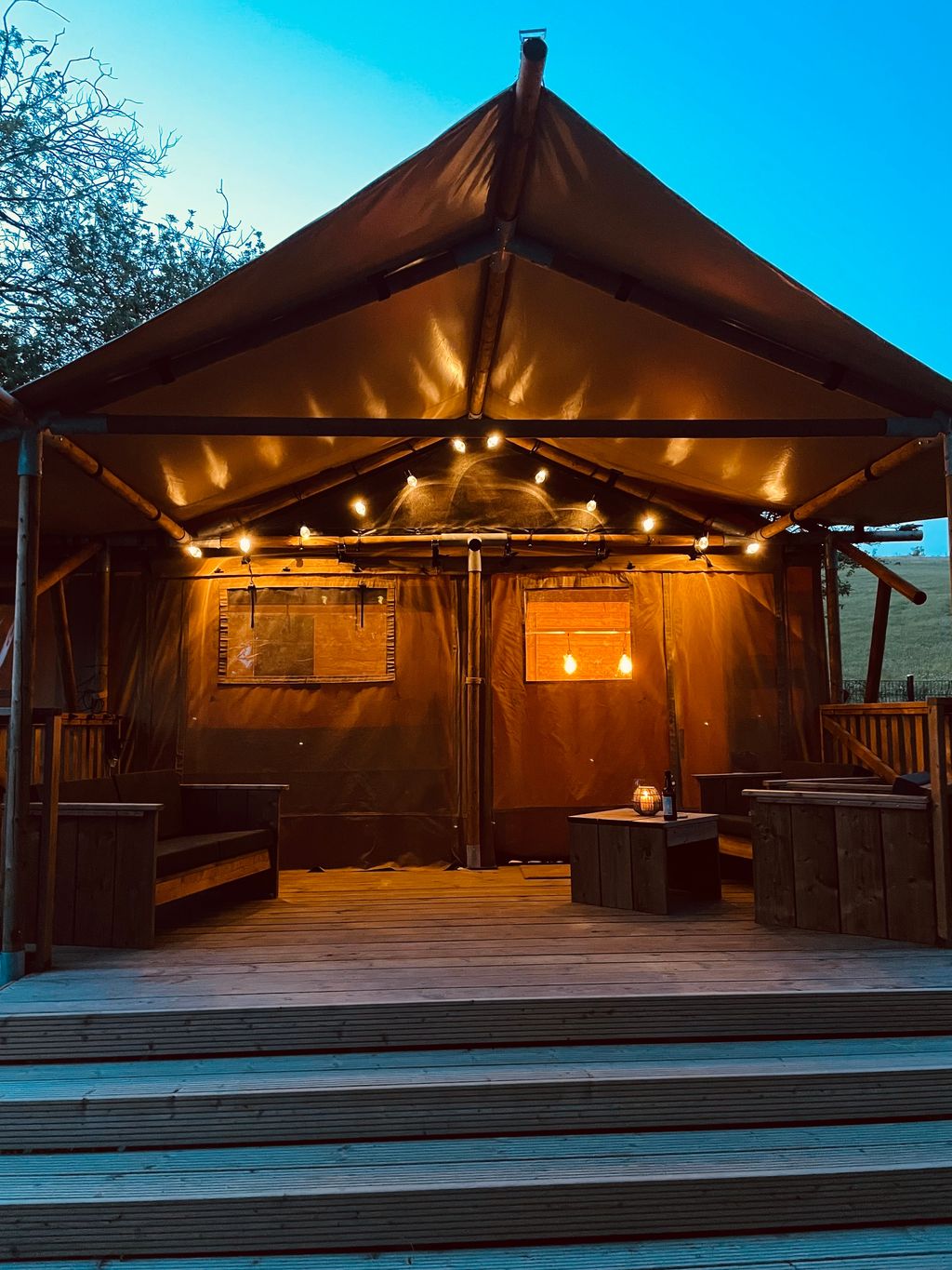 Glamping in the Hunsrück: An Idyllic Natural Setting by the Water