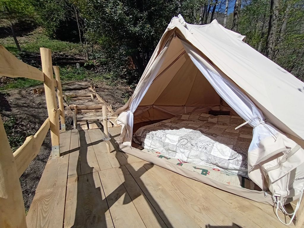Glamping nel bosco in Val Pellice con vista natura