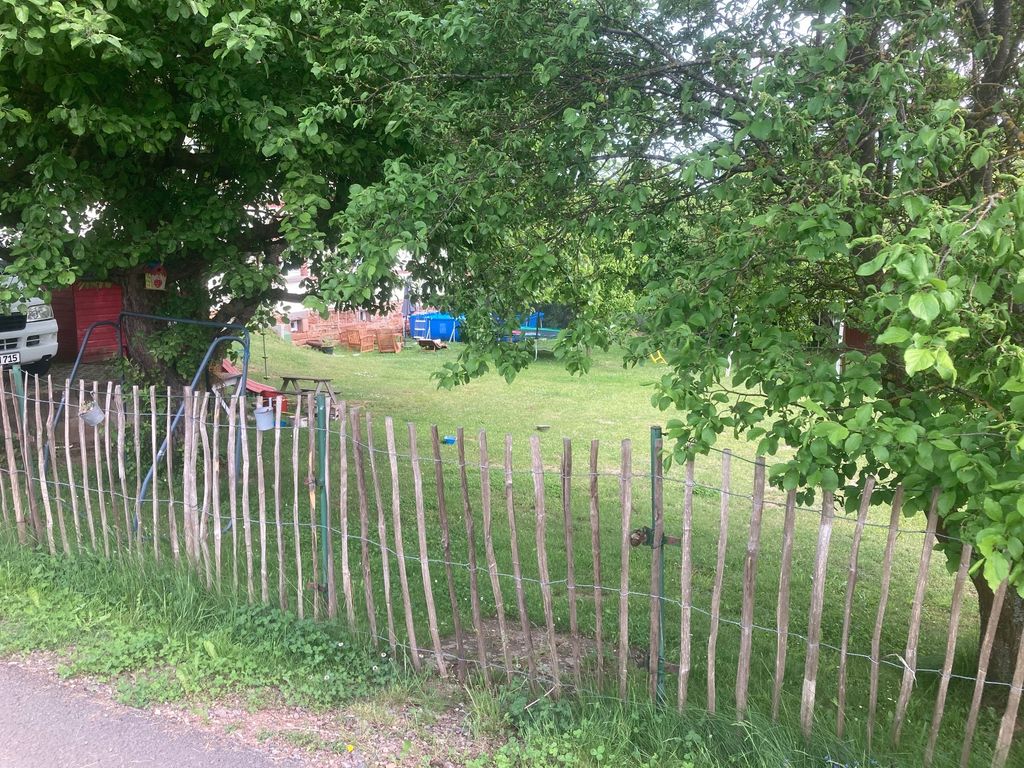 Familienzeit auf einem ehemaligen Bauernhof