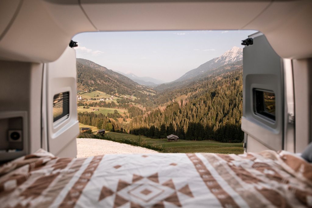 Panoramic and leisure campsite at 1,200 meters 