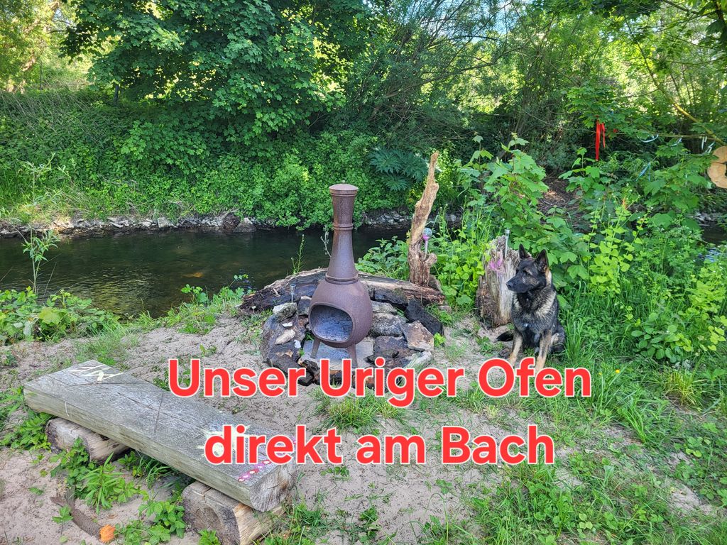 < Einzelplatz > WALHALLA Auf der Wiese am Bach