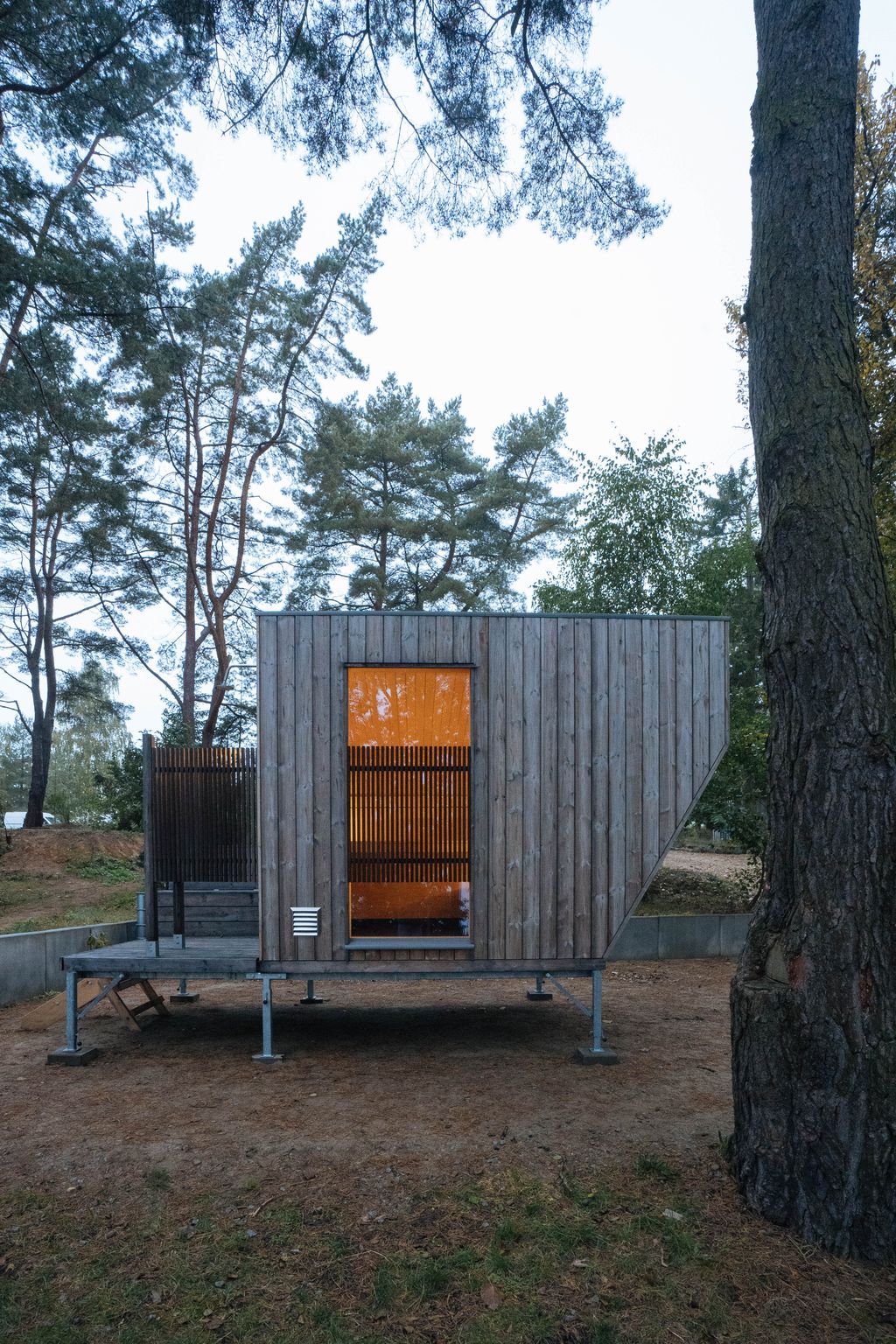 Casa minuscola "grande" con vista lago
