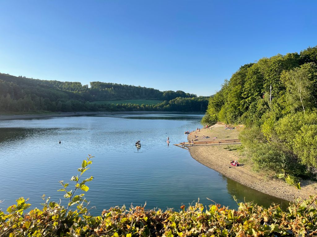 Urlaub im Schlaffass direkt am Biggesee Panorama