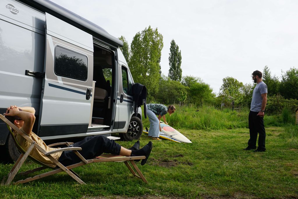Campen in der Natur - Garten, Strand & Surfen