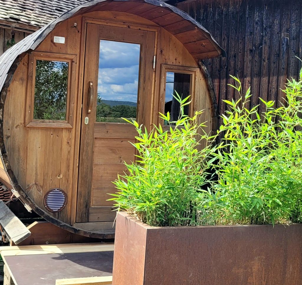 Naturstellplatz Odenwald mit Ausblick und Sauna