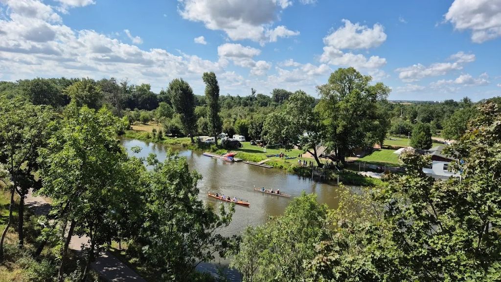 Saale-Ufer: Natur-Camping beim Kanu-Club