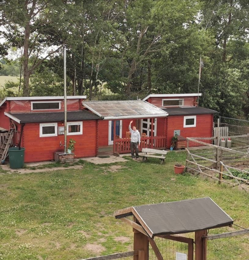 Camper à la ferme des huskies dans un endroit absolument isolé