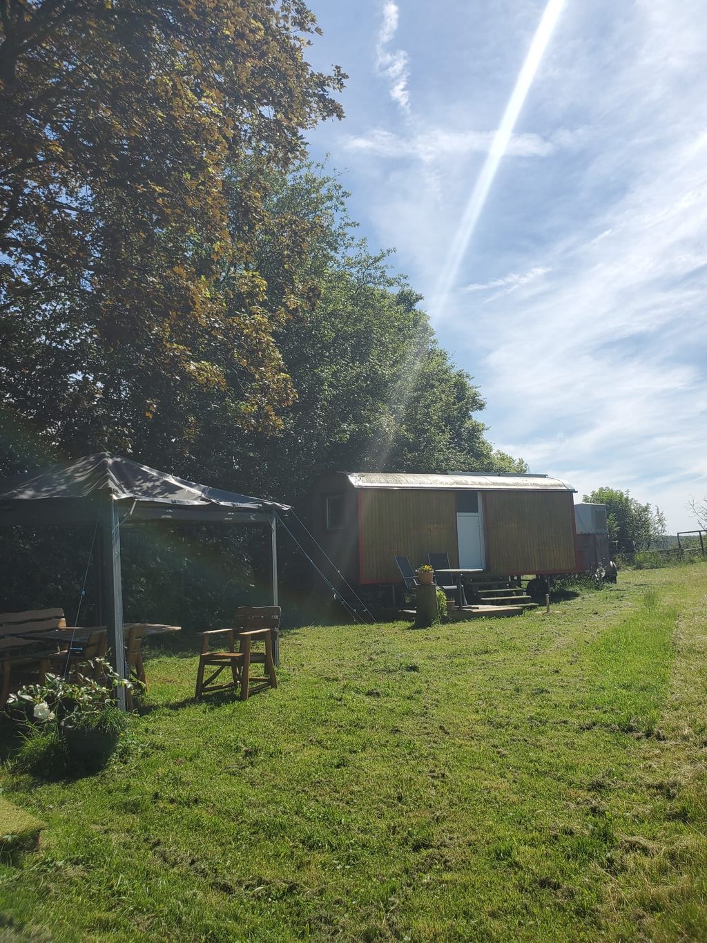 Schäferwagen Hühnerloft am Bauernhof in der Eifel