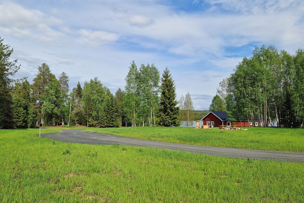 Natugården Udden direkt am Fluss Skellefteälven