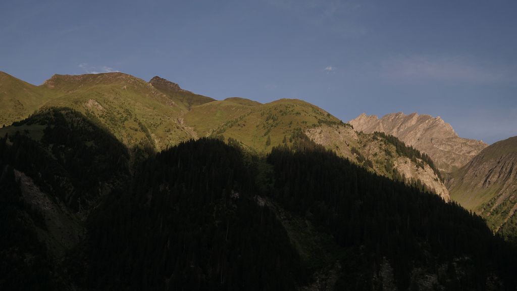 Camping près de la plaine de la Greina