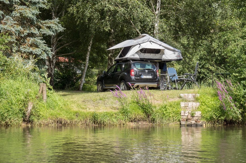 Camping en el Grenzufer / a orillas del Werra