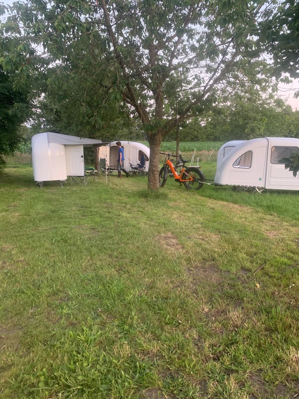 Acampar en la frontera verde en el Komiesenpatt