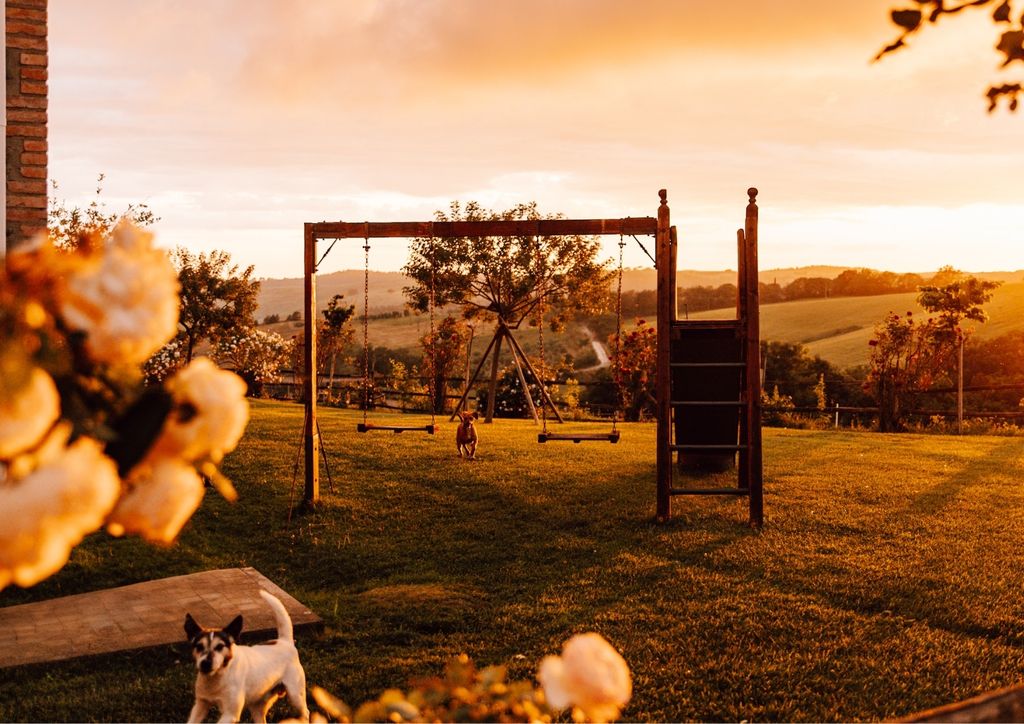 Parcela con vistas abiertas cerca del arroyo