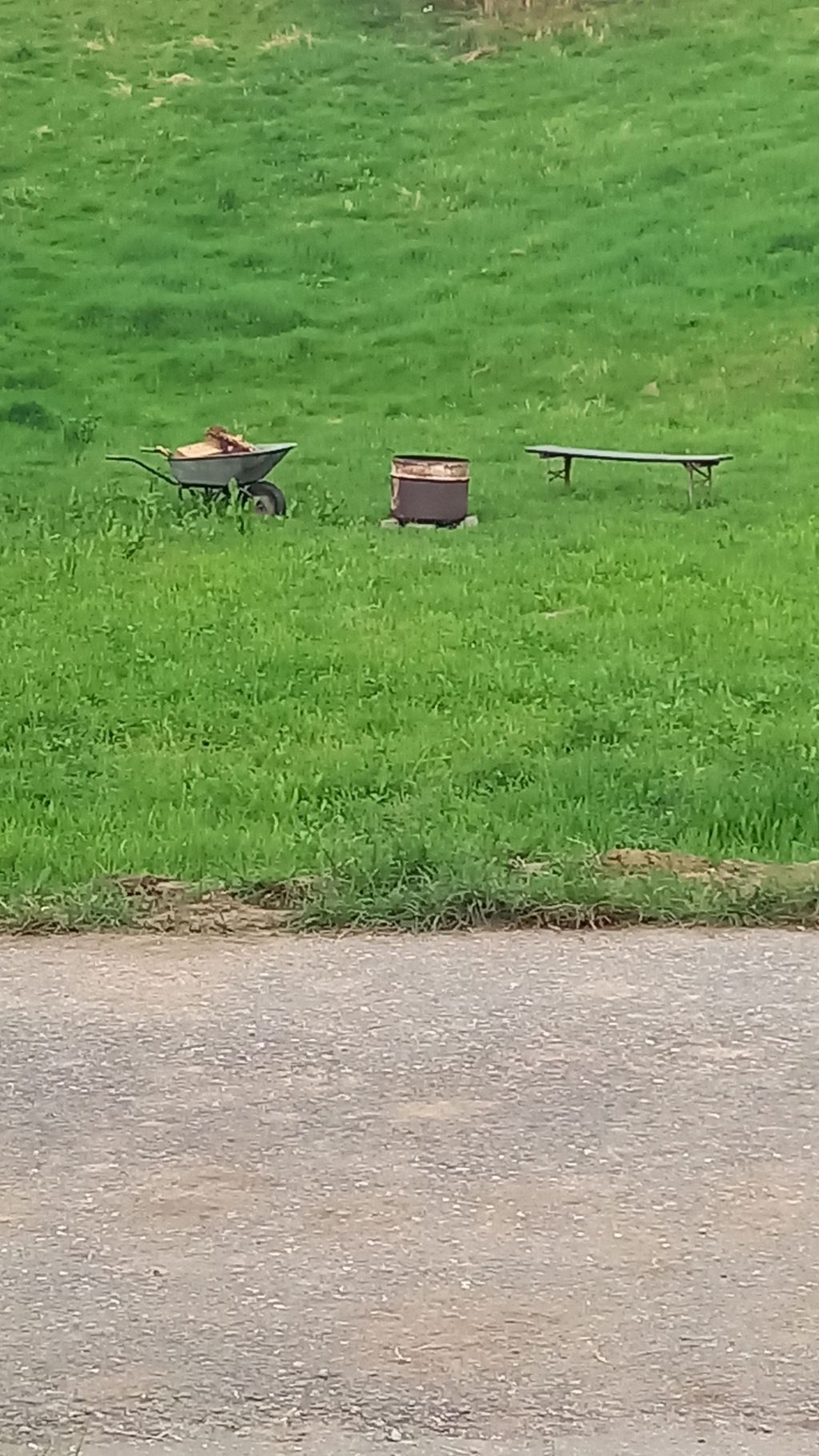 quiet pitch in the middle of the Hallertau region