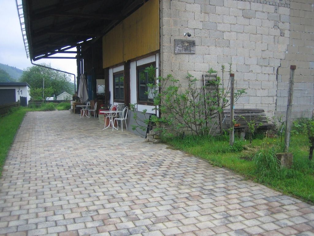 Stellplatz am Kräuter-Labyrinth im Neckartal