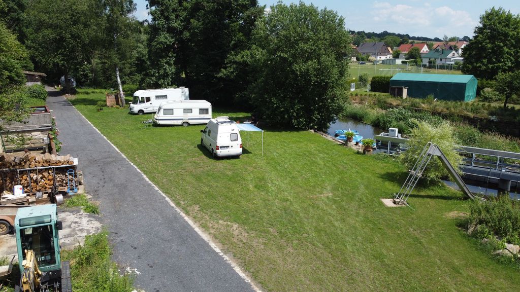 At the Wesenitz 6.5x15m motorhomes and caravans