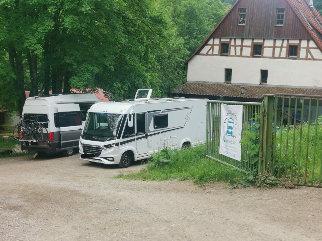 Overnight stay on estate with fish, horse and event