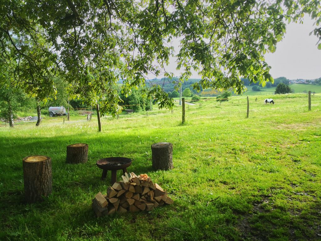 "Unterm Walnussbaum" am Rande vom Westerwald