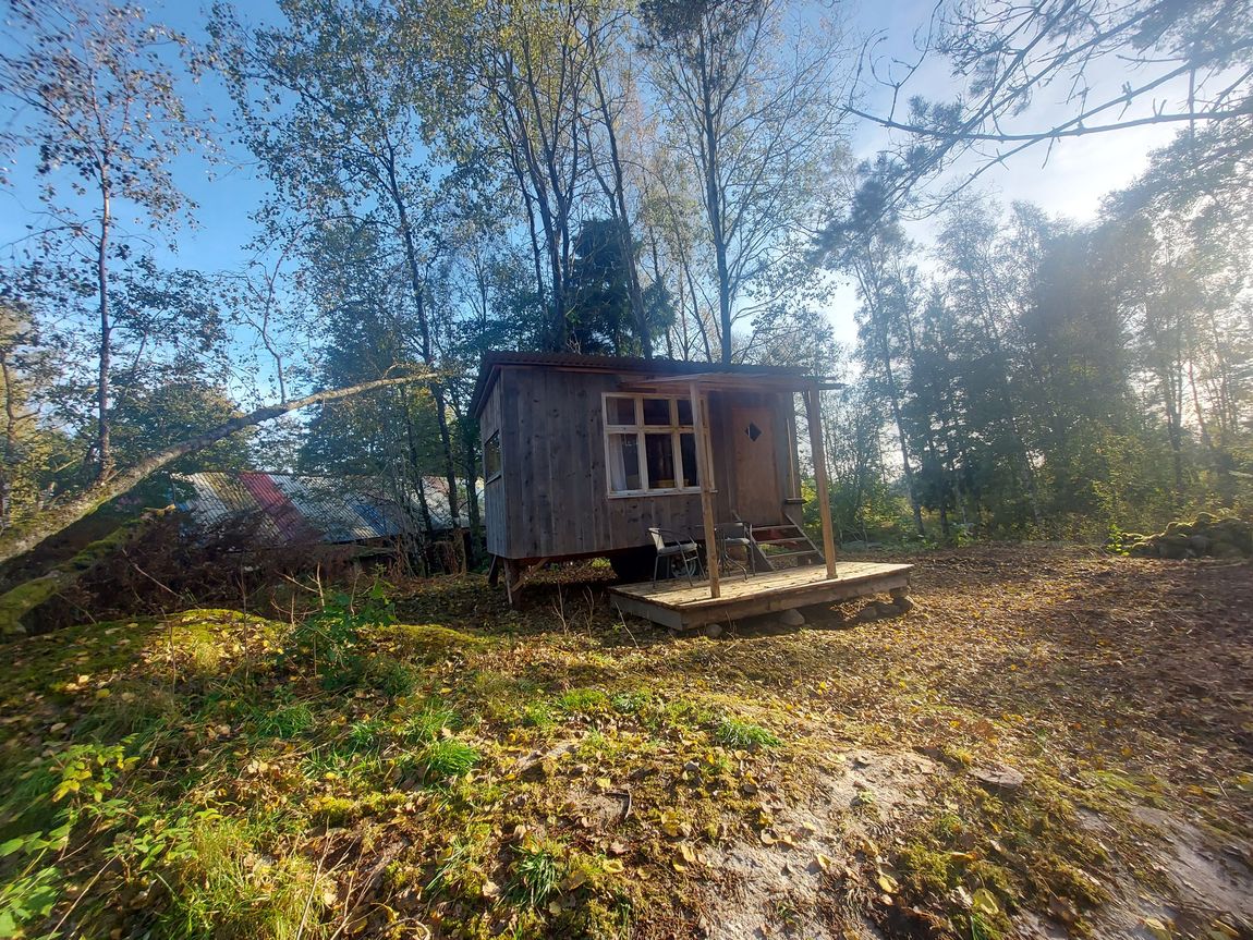 Tiny-House Ferienhaus / Uggla Schweden See im Wald