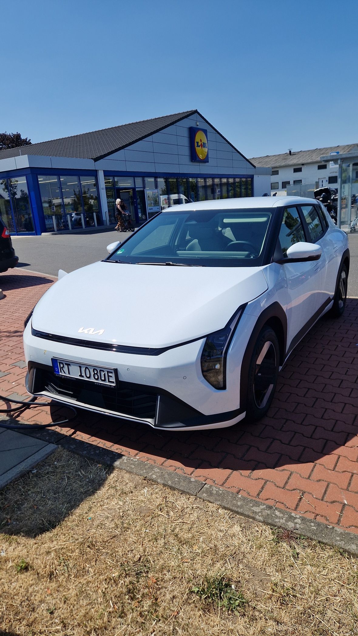 Kia EV4