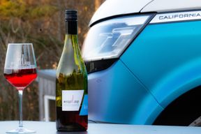 Dégustation de vins en van