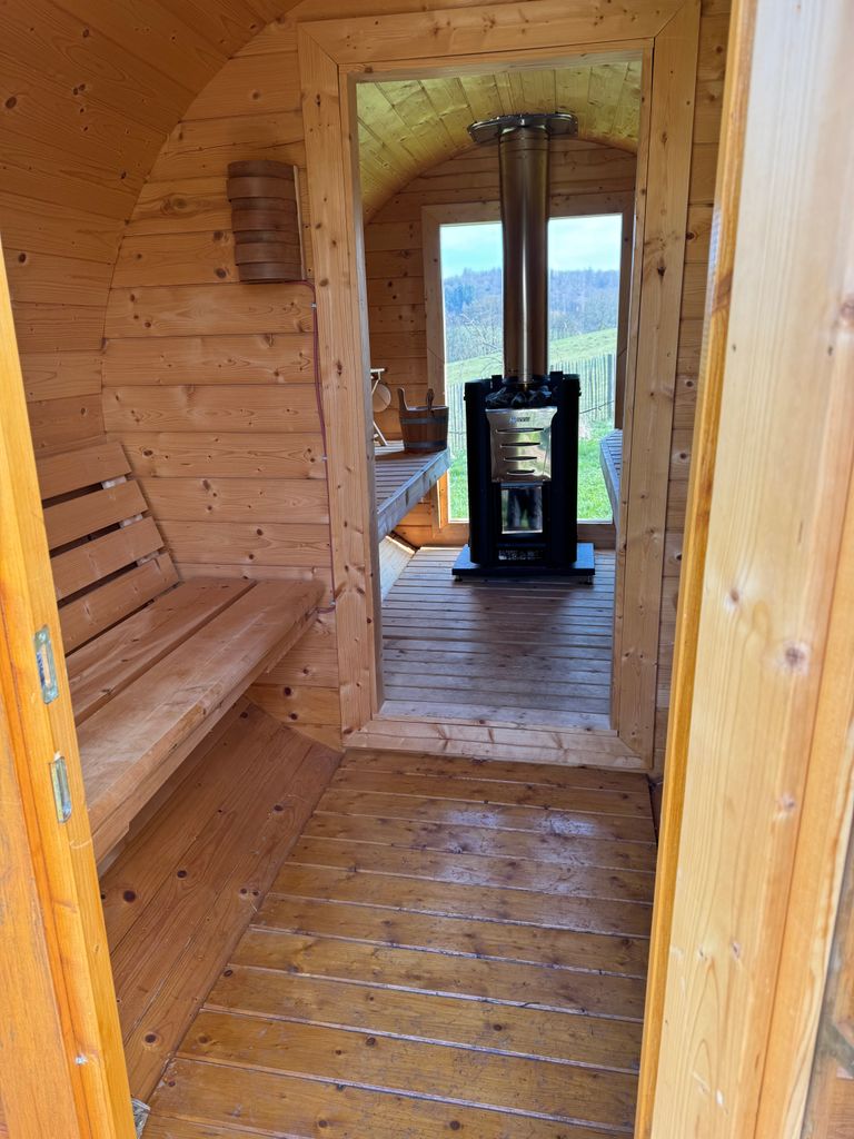 Use of the wood-fired sauna