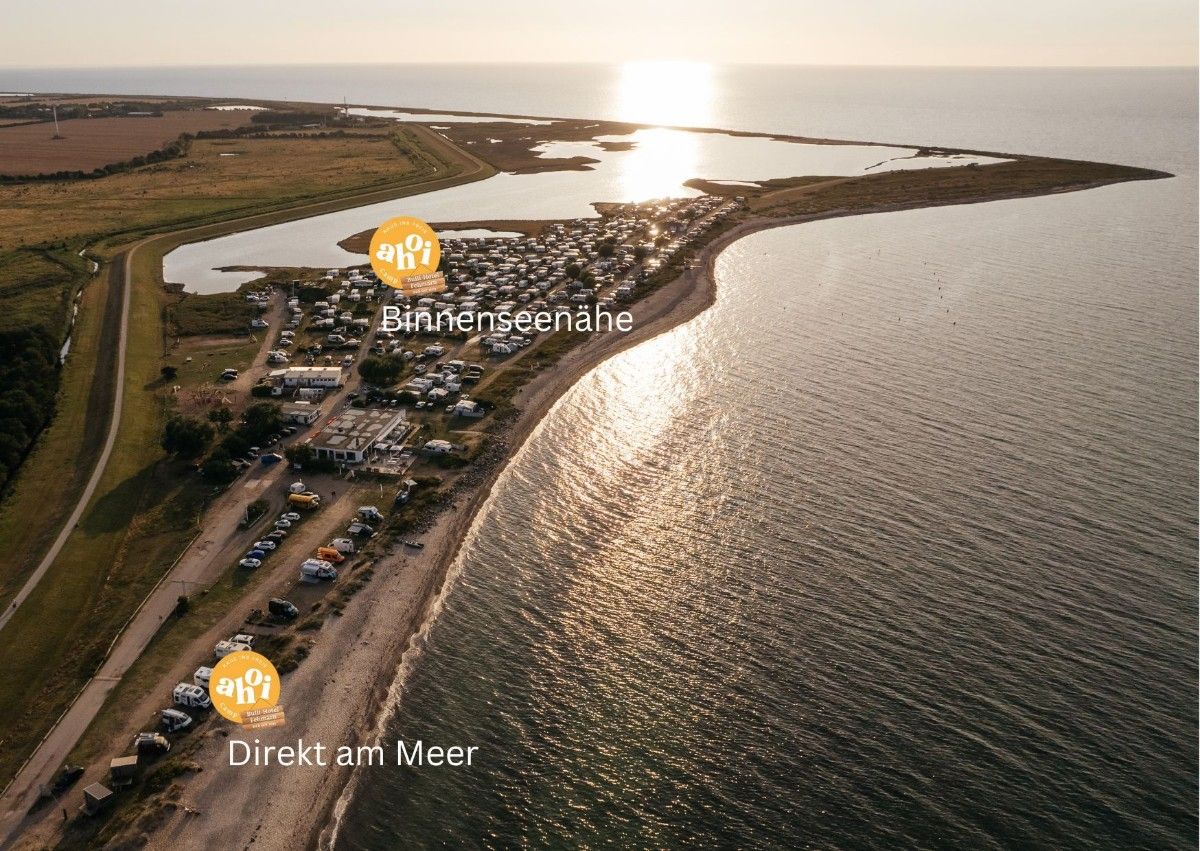 Bulli&Breakfast: Bulli-Hotel direkt am Meer - N 1